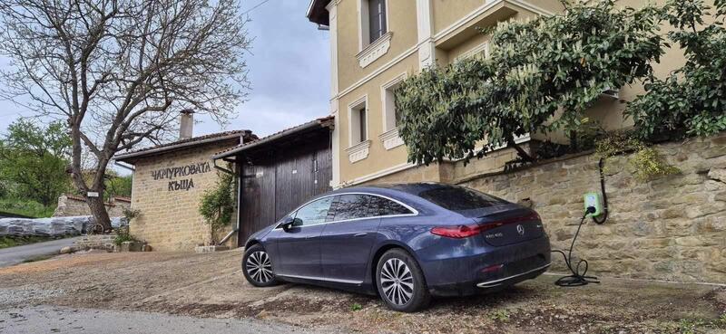 Зарядна станция за електрически автомобили