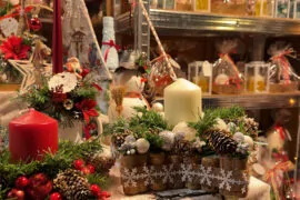 Коледна украса на Коледния базар във Велико Търново